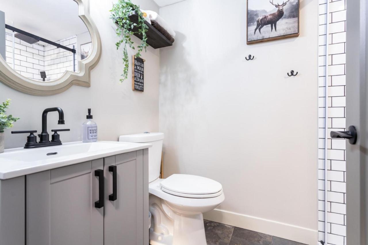 Nest On Perfection - Newly Renovated Ski In Ski Out Mountain View Condo Big White Extérieur photo