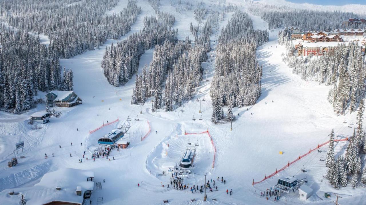 Nest On Perfection - Newly Renovated Ski In Ski Out Mountain View Condo Big White Extérieur photo