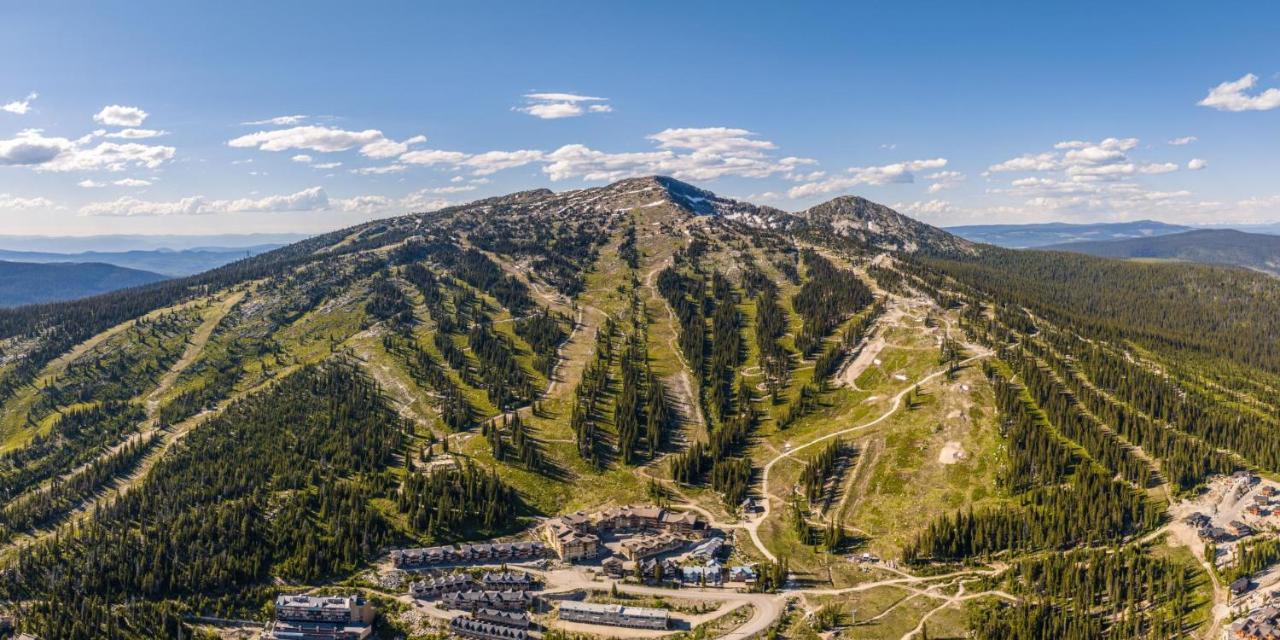 Nest On Perfection - Newly Renovated Ski In Ski Out Mountain View Condo Big White Extérieur photo