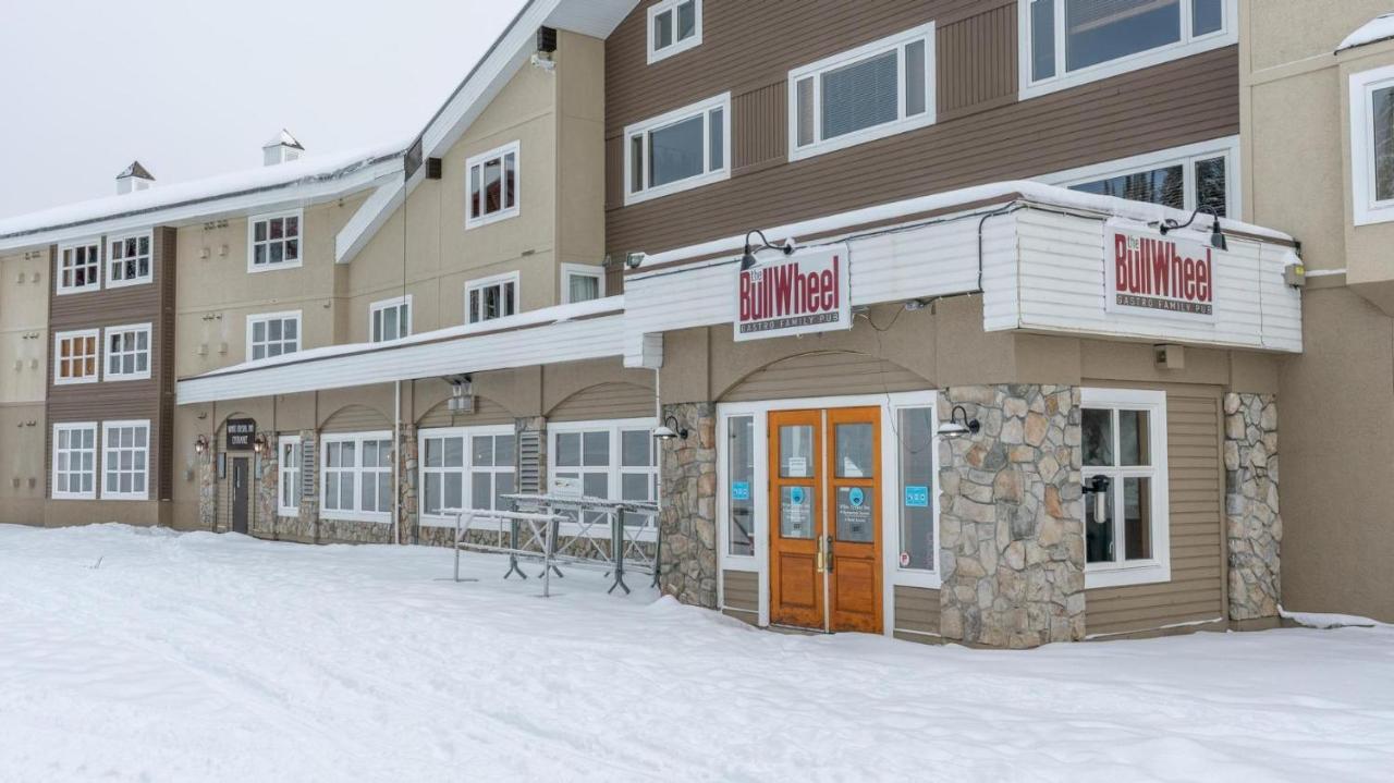 Nest On Perfection - Newly Renovated Ski In Ski Out Mountain View Condo Big White Extérieur photo