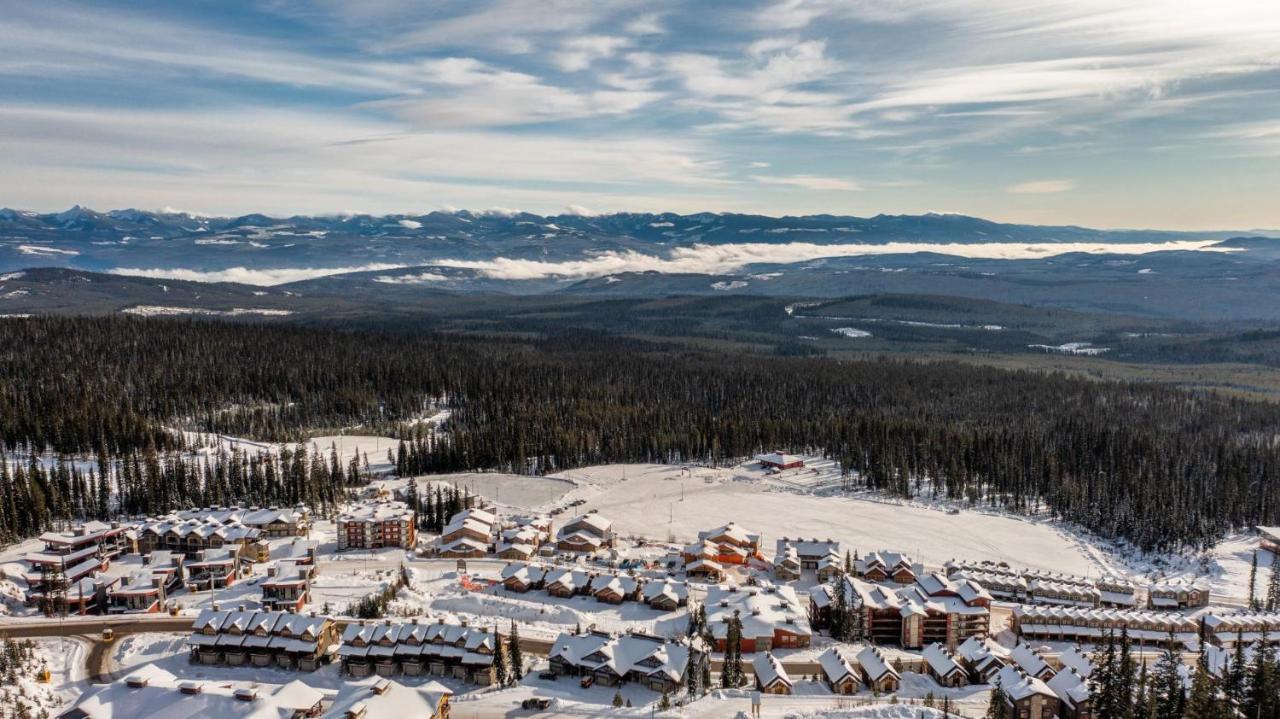 Nest On Perfection - Newly Renovated Ski In Ski Out Mountain View Condo Big White Extérieur photo